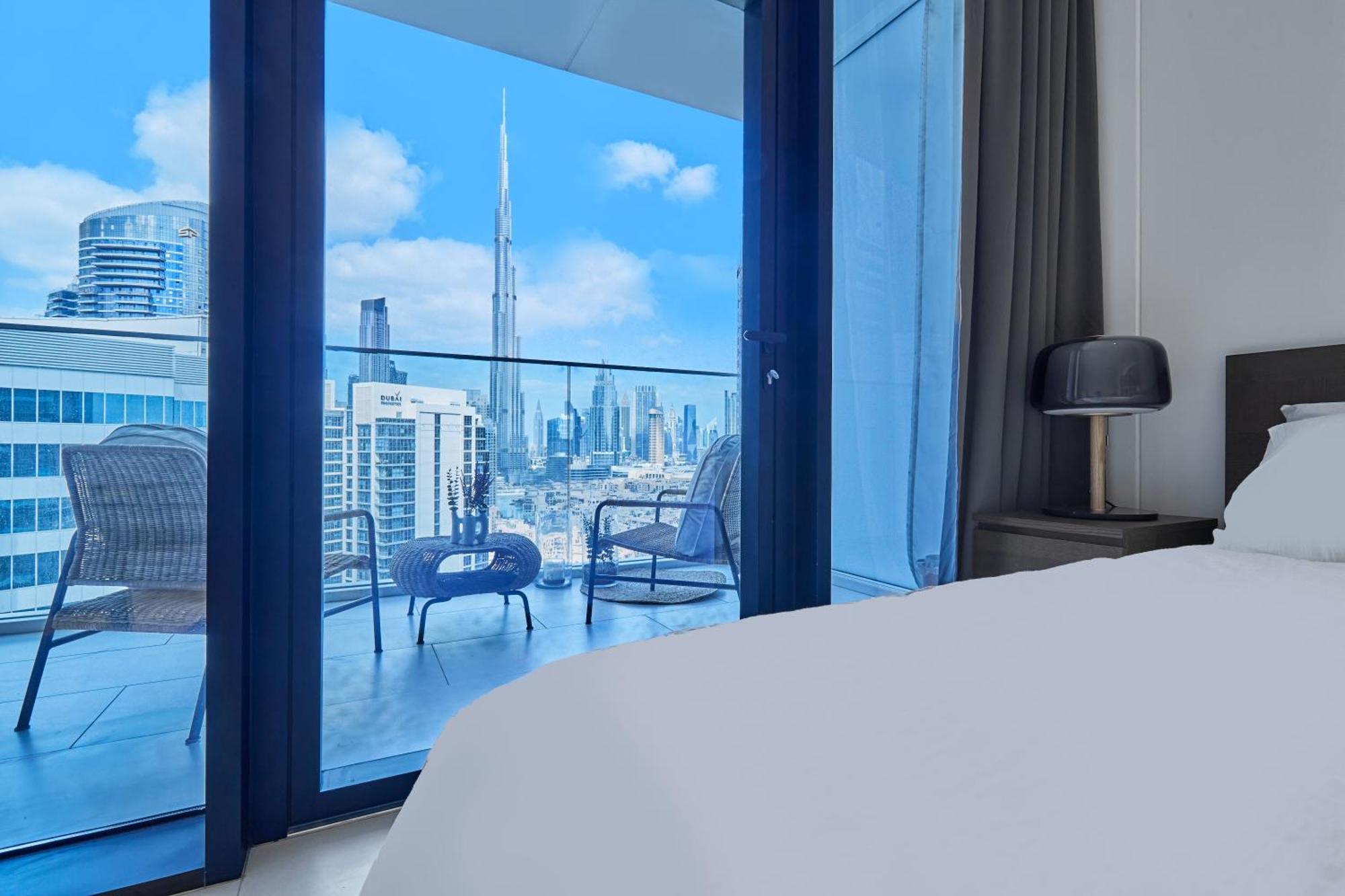 Luxury Studios With Burj Khalifa Or Canal View In Downtown - Marquise Square Tower Dubai Bagian luar foto