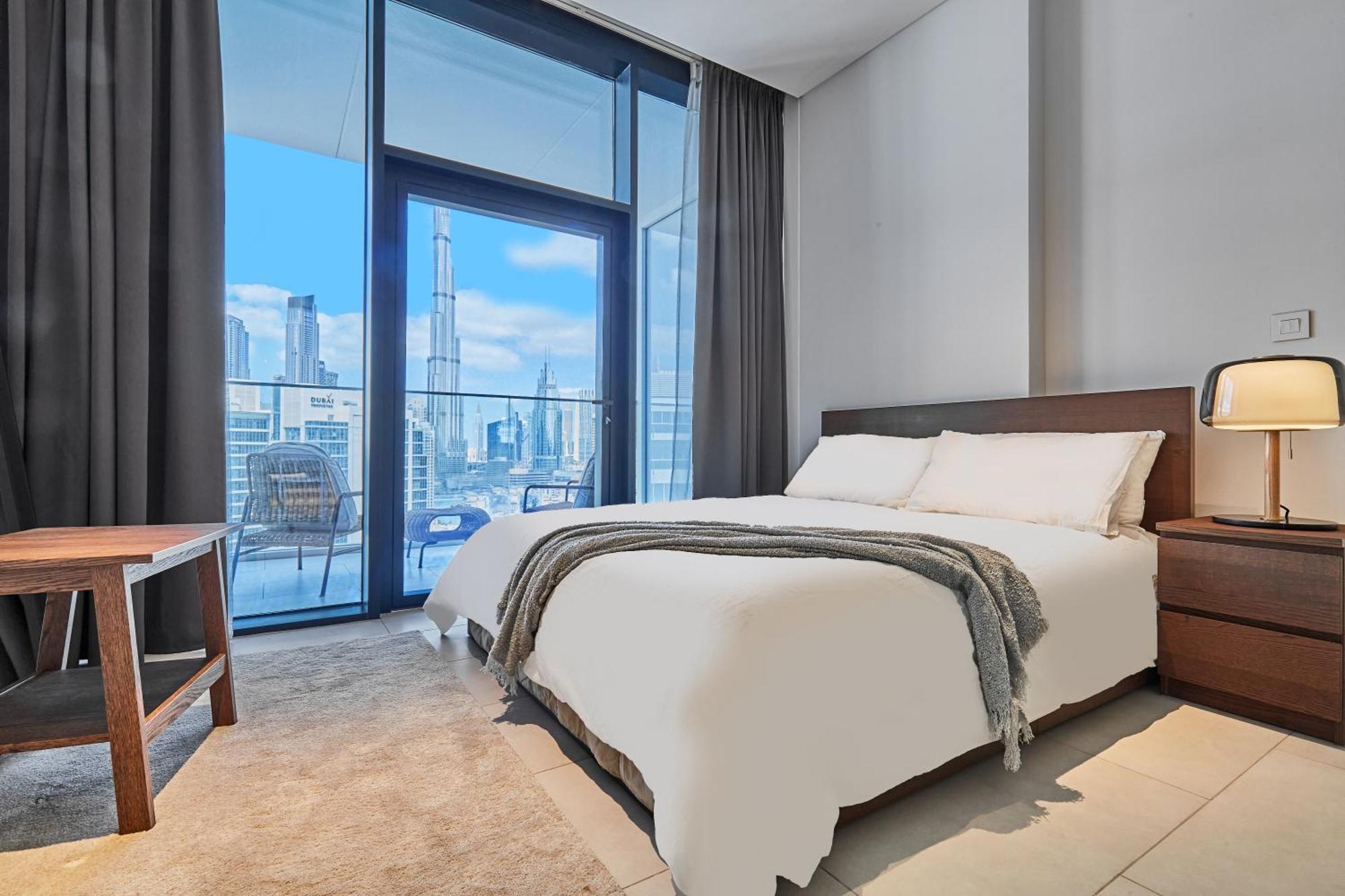 Luxury Studios With Burj Khalifa Or Canal View In Downtown - Marquise Square Tower Dubai Bagian luar foto