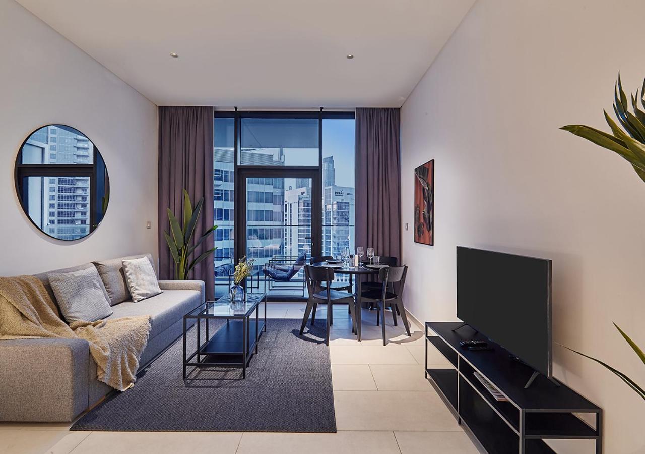 Luxury Studios With Burj Khalifa Or Canal View In Downtown - Marquise Square Tower Dubai Bagian luar foto