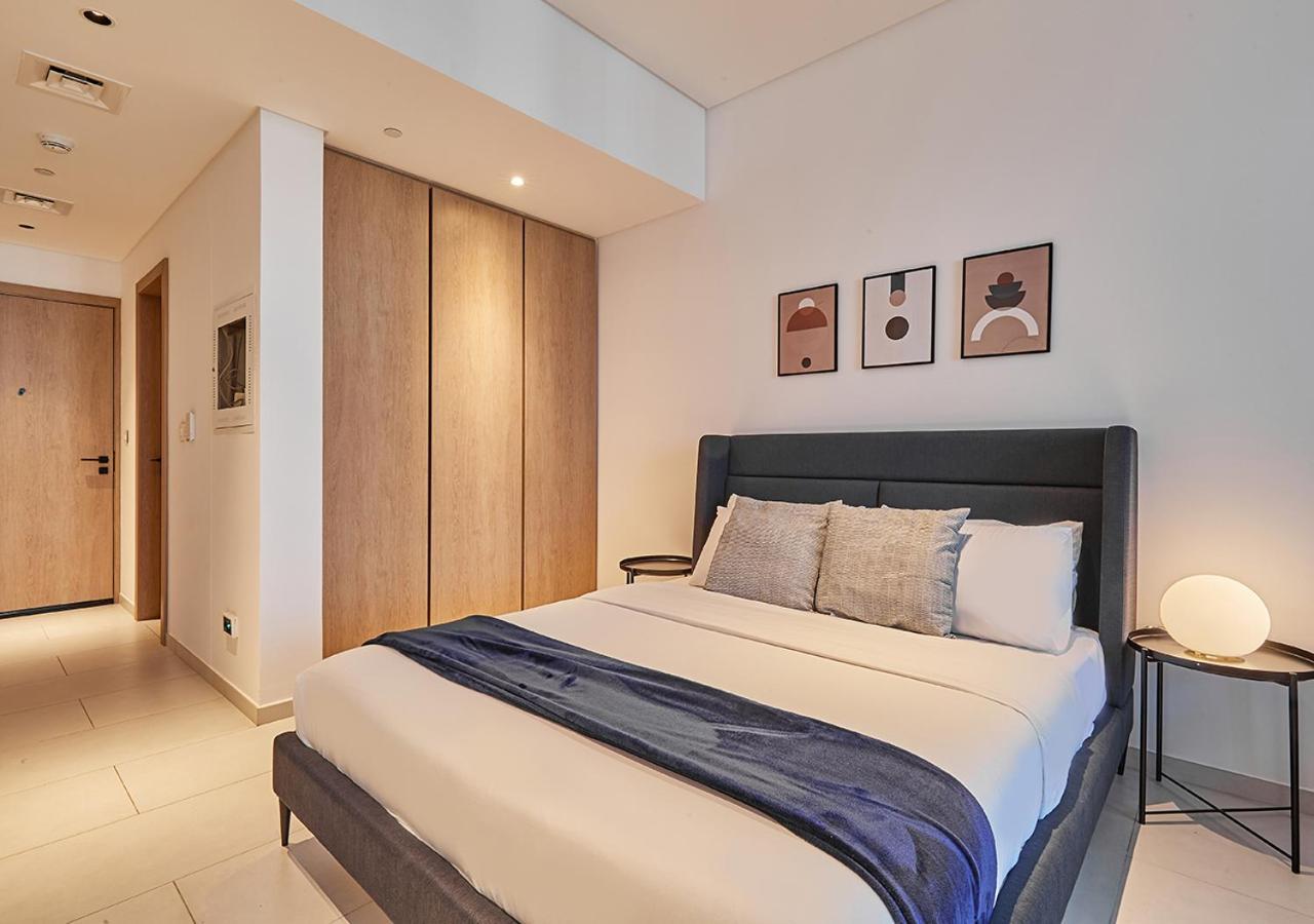 Luxury Studios With Burj Khalifa Or Canal View In Downtown - Marquise Square Tower Dubai Bagian luar foto