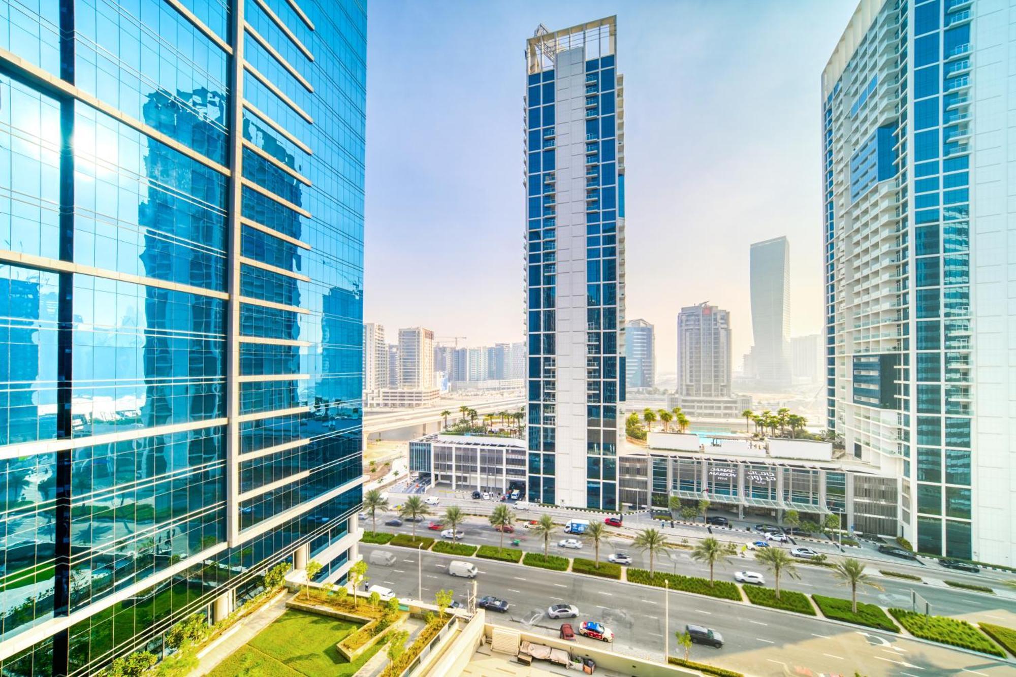 Luxury Studios With Burj Khalifa Or Canal View In Downtown - Marquise Square Tower Dubai Bagian luar foto