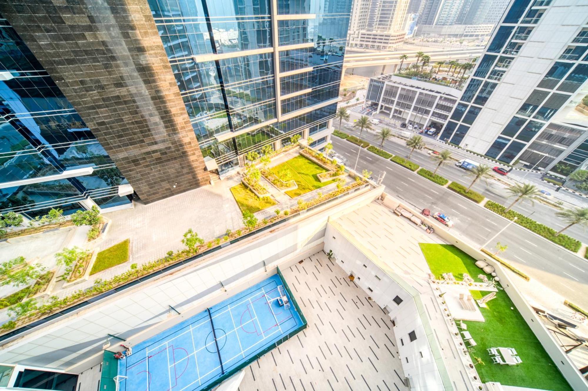 Luxury Studios With Burj Khalifa Or Canal View In Downtown - Marquise Square Tower Dubai Bagian luar foto