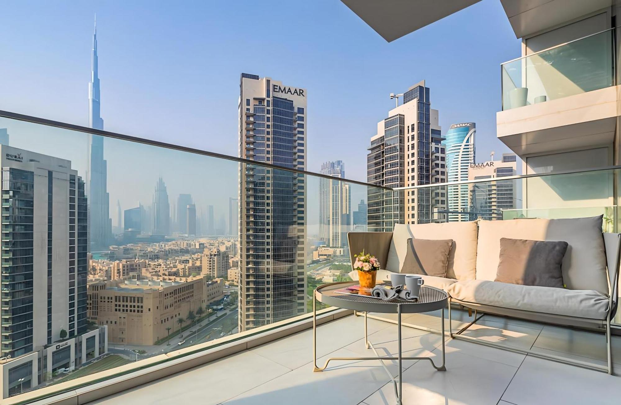 Luxury Studios With Burj Khalifa Or Canal View In Downtown - Marquise Square Tower Dubai Bagian luar foto