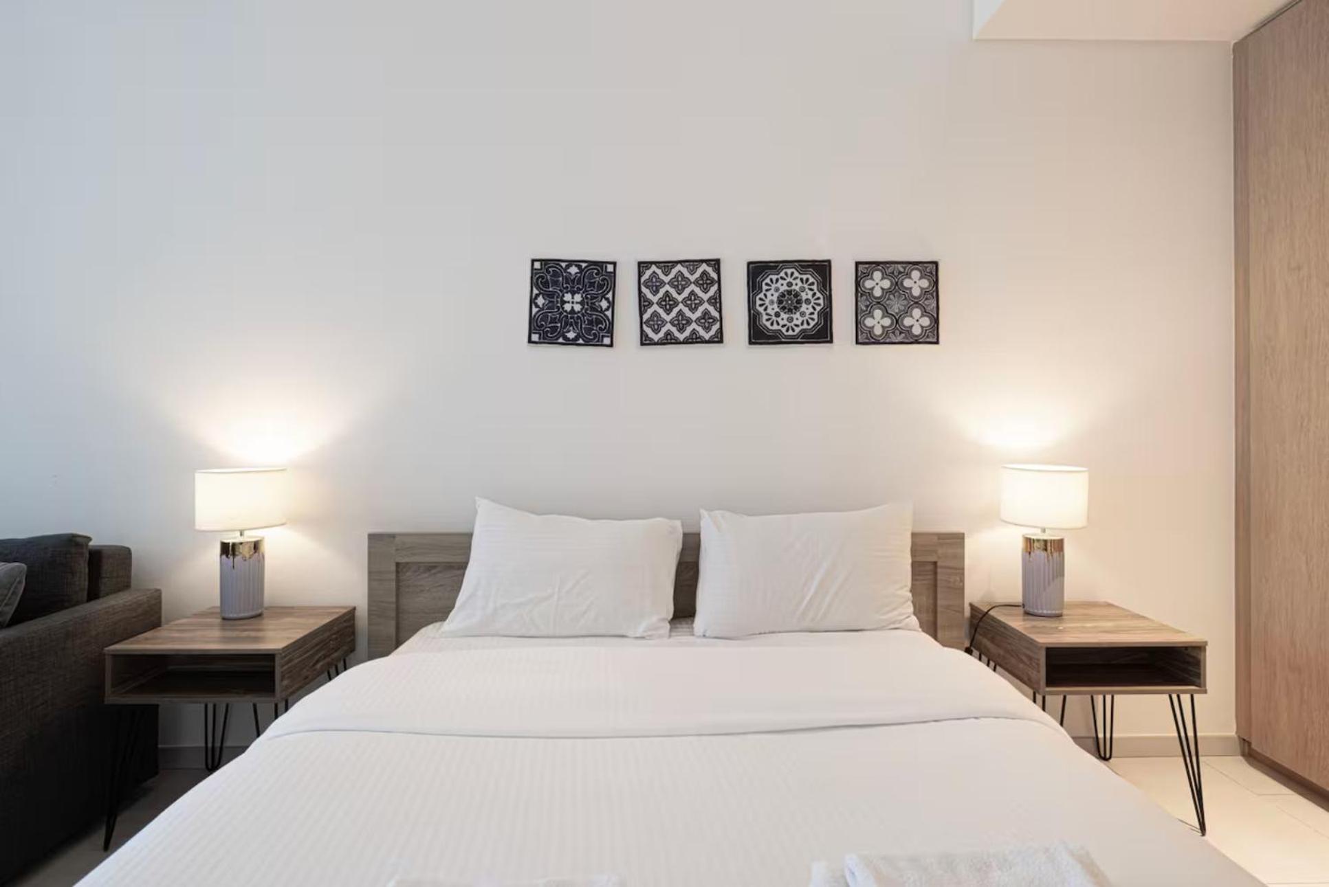 Luxury Studios With Burj Khalifa Or Canal View In Downtown - Marquise Square Tower Dubai Ruang foto